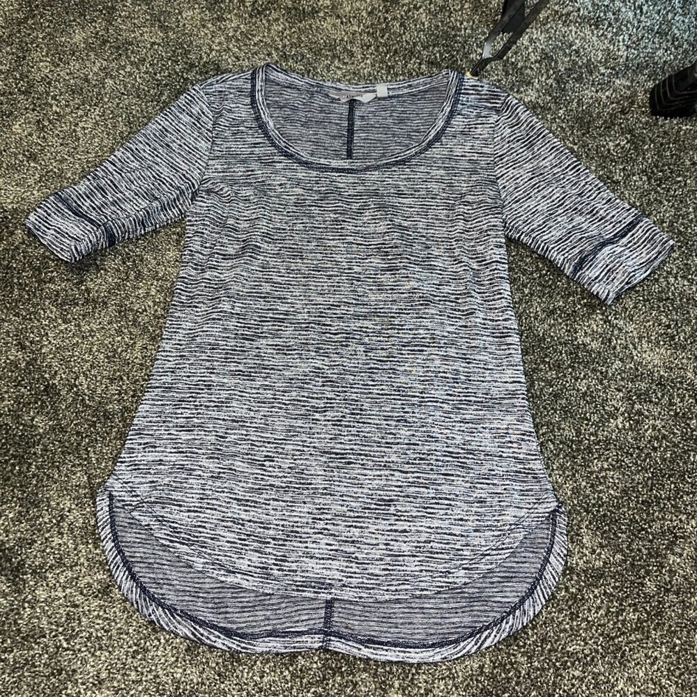 EUC Athleta High low shirt womens sz xs